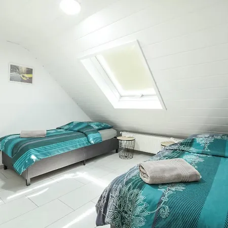 Apartment Njoy! Modern & Zentral - Wlan - Badewanne - Perfekt Fuer Work & Travel *