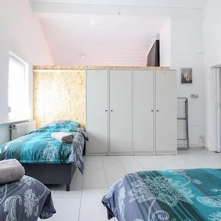Njoy! Modern & Zentral - Wlan - Badewanne - Perfekt Fuer Work & Travel Apartment
